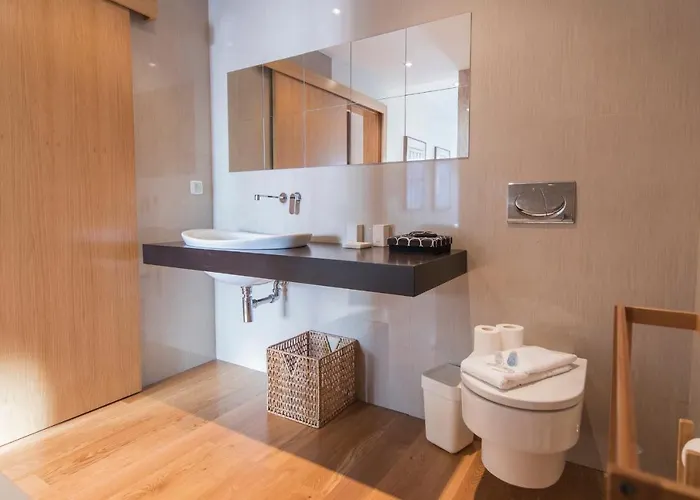 2 Bedroom Belem Wonder By Lovelystay Lissabon