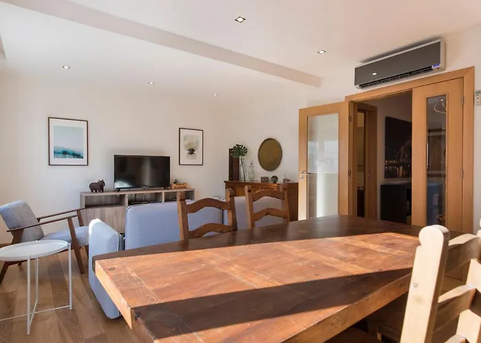 2 Bedroom Belem Wonder By Lovelystay * Lissabon