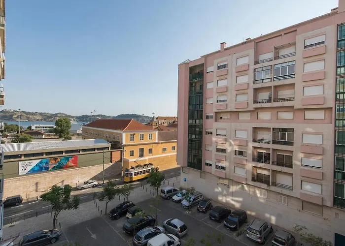 2 Bedroom Belem Wonder By Lovelystay Appartement Lissabon
