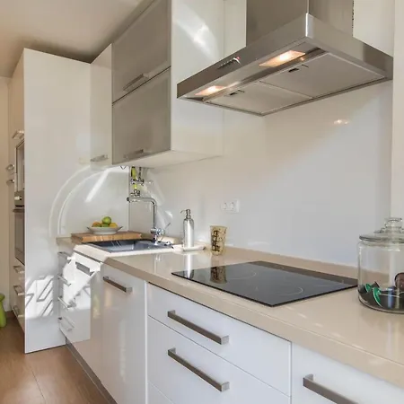 2 Bedroom Belem Wonder By Lovelystay Apartmán *