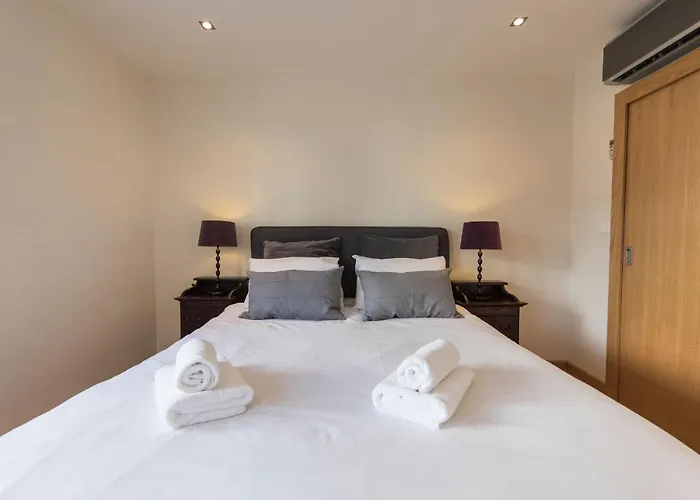 2 Bedroom Belem Wonder By Lovelystay リスボン
